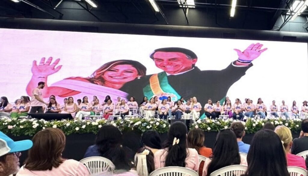 Evento com Michelle Bolsonaro reúne 4 mil pessoas em Campo Grande - MS Delas